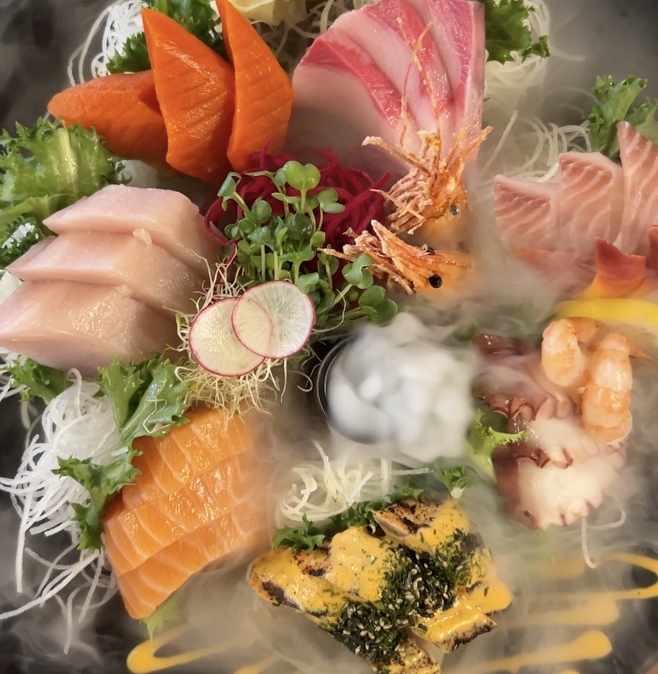 deluxe assorted sashimi - sushi mura