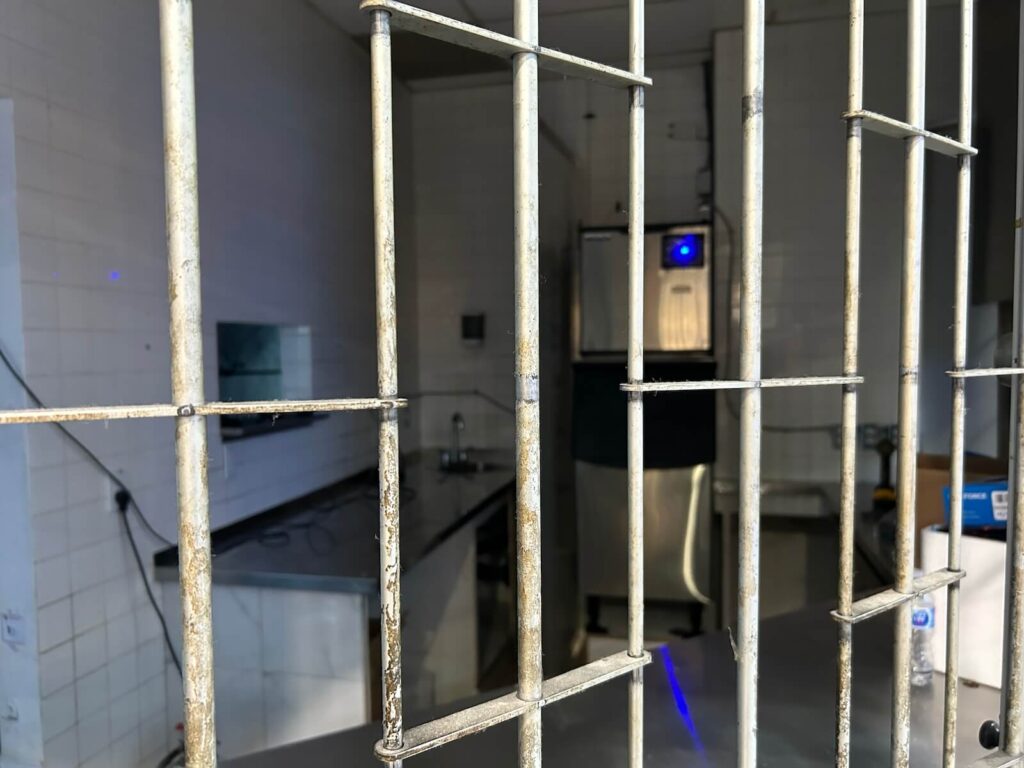 Empty Stall at Parker Place