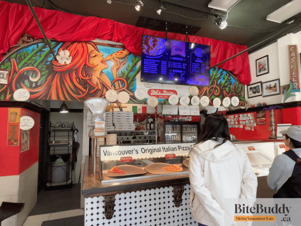 Did's Pizza Interior